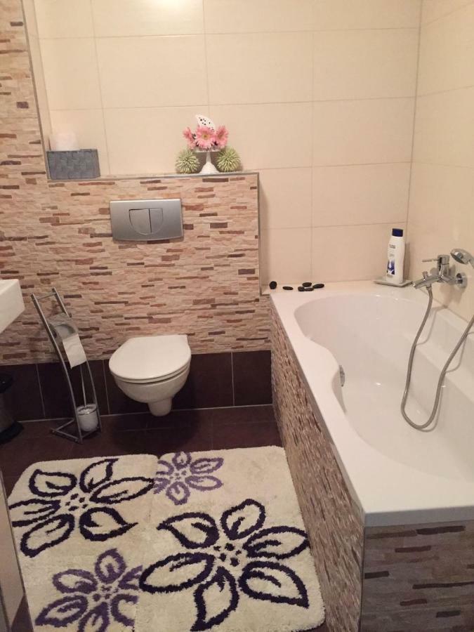 Mi&Ca702 Apartment โคโลญ ภายนอก รูปภาพ