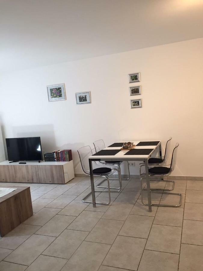 Mi&Ca702 Apartment โคโลญ ภายนอก รูปภาพ